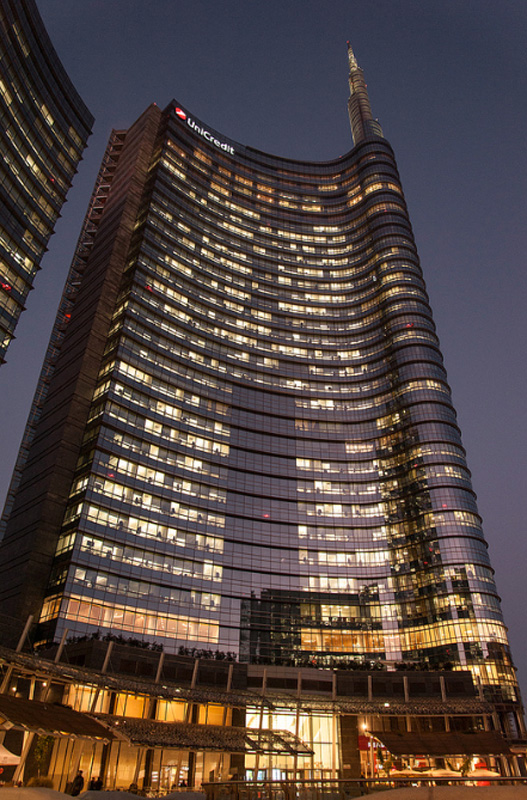 La sede di Unicredit, a Milano