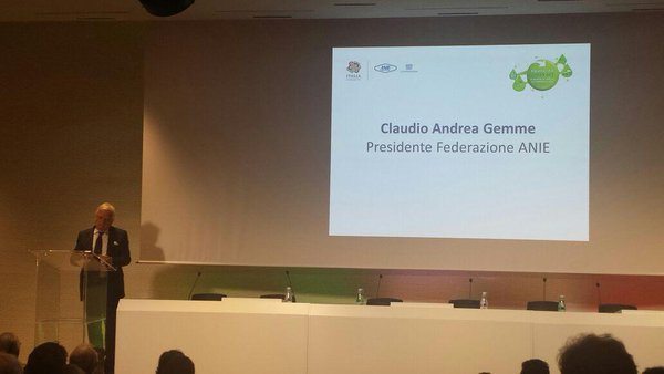 Claudio Andrea Gemme, Anie - Riqualificazione edilizia