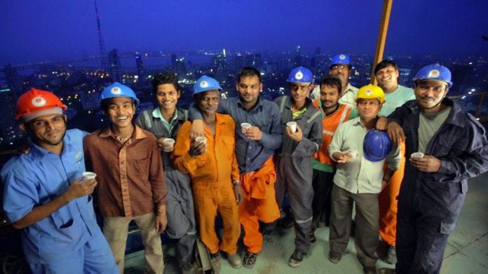 Lavoratori edili in India