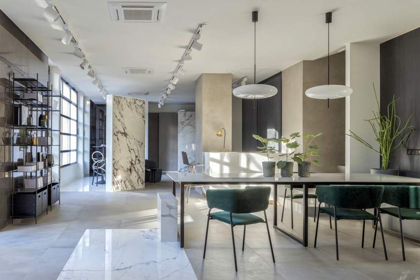 Interno dello showroom di Marazzi a Lione