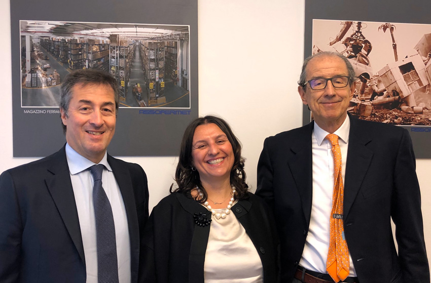 Da sinistra, Thomas Rosolia amministratore delegato di Koelnmesse Italia, Sabrina Canese, presidente Assofermet Ferramenta e Michele Tacchini, vicepresidente 