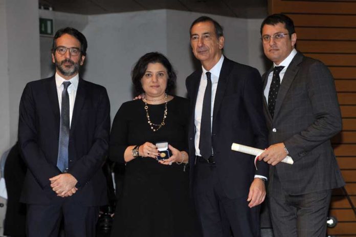 Il sindaco di Milano, Beppe Sala consegna l'Ambrogino d'Oro alla memoria di Giorgio Squinzi