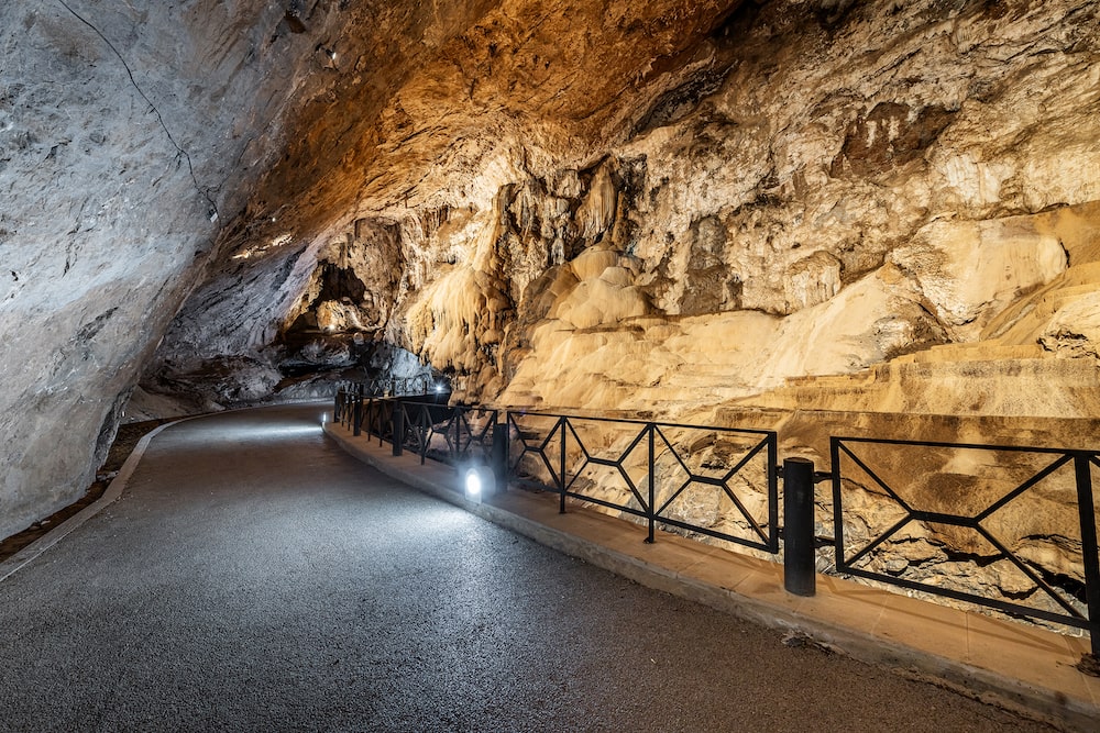 Grotte-di-San-Giovanni