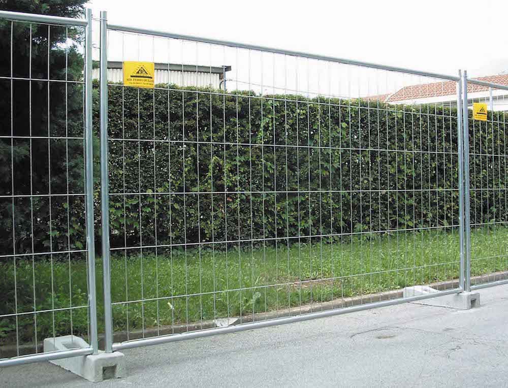 recinzione-canteire-ferro-bulloni