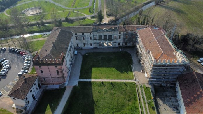 Villa-Nogarola