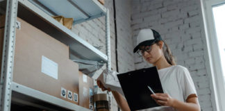 Lavoro in magazzino