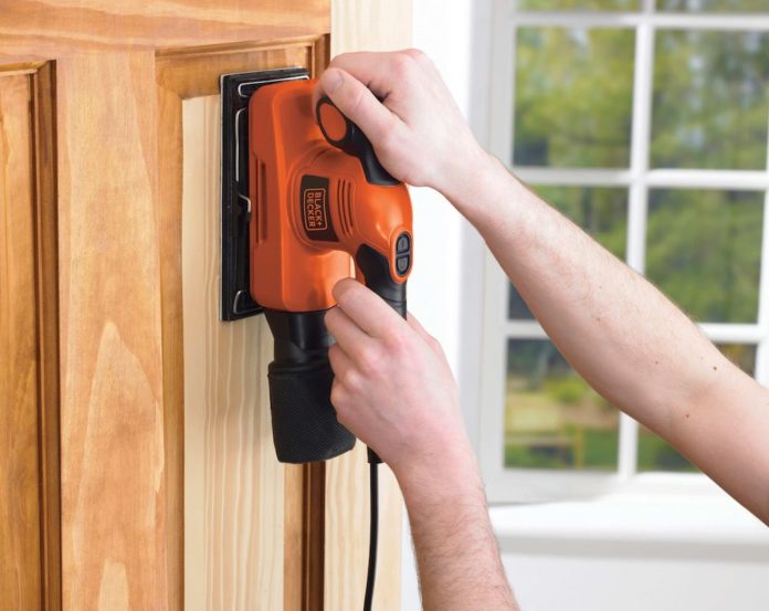 levigatrice-orbitale-black-decker