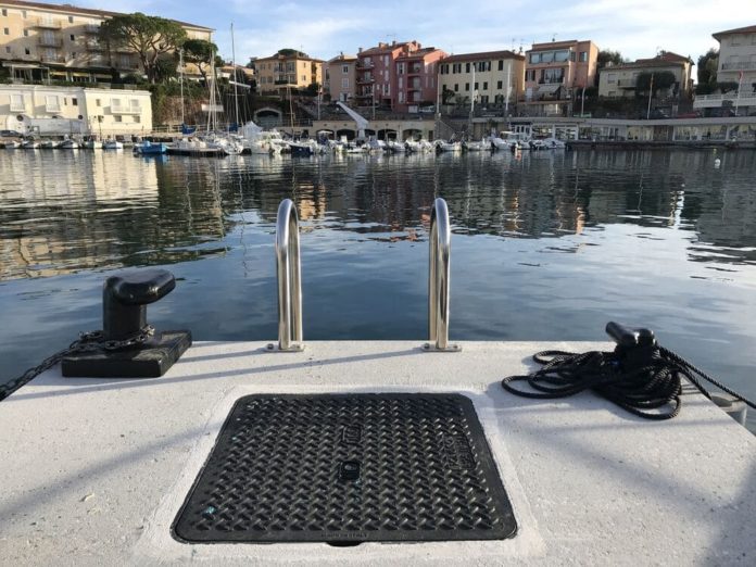 chiusini in materiale composito