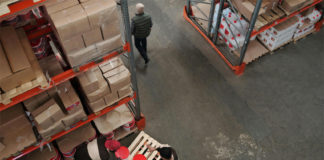 Packaging in magazzino