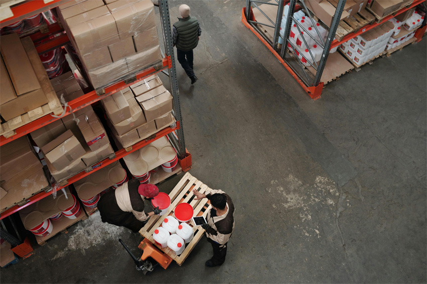 Packaging in magazzino