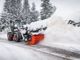Macchine e accessori avanzati per la rimozione della neve con Bobcat Bobcat-neve-l85