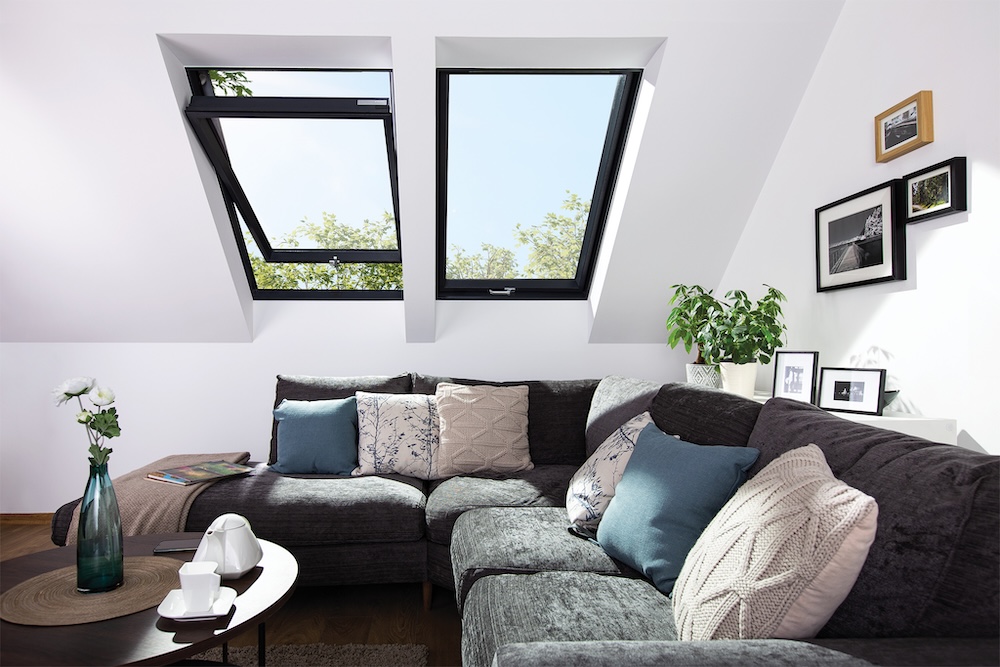 finestre-bilico-pvc-fakro-antracitef-bilico-antracite